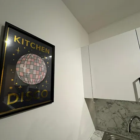 Stylish 3-bedroom Apartament *