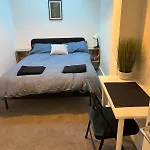Stylish 3-bedroom Apartamento *