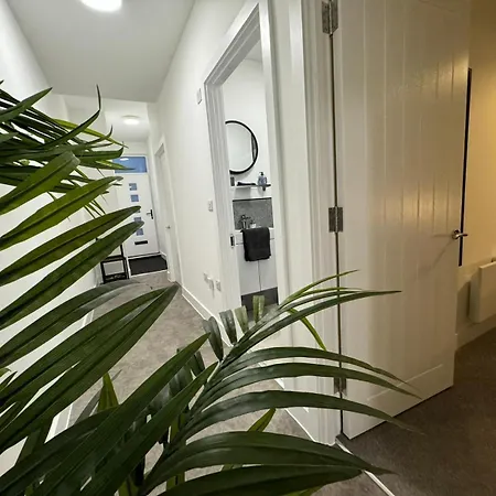 Stylish 3-bedroom Μπρίστολ